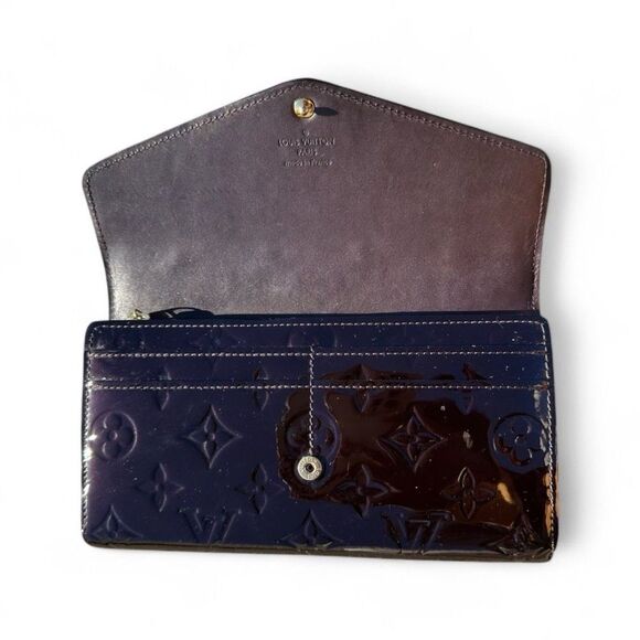 Louis Vuitton Monogram Vernis Portefeuille Sarah Long Wallet - M90152 - Amarante - Picture 6 of 15